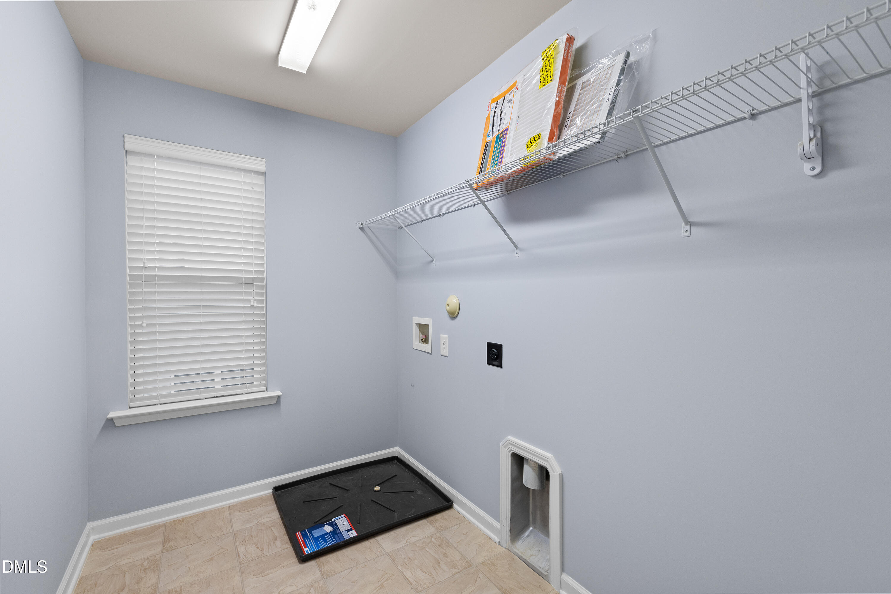 396 Naples Lane Clayton, NC 27527 - Photo 22 of 33 a view of workspace with window