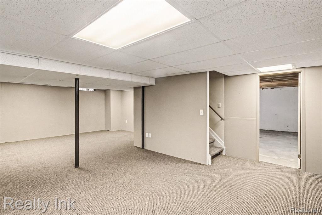 1636 North Kilburn Road Rochester Hills, MI 48306 - Photo 11 of 13 Gallery Image 11