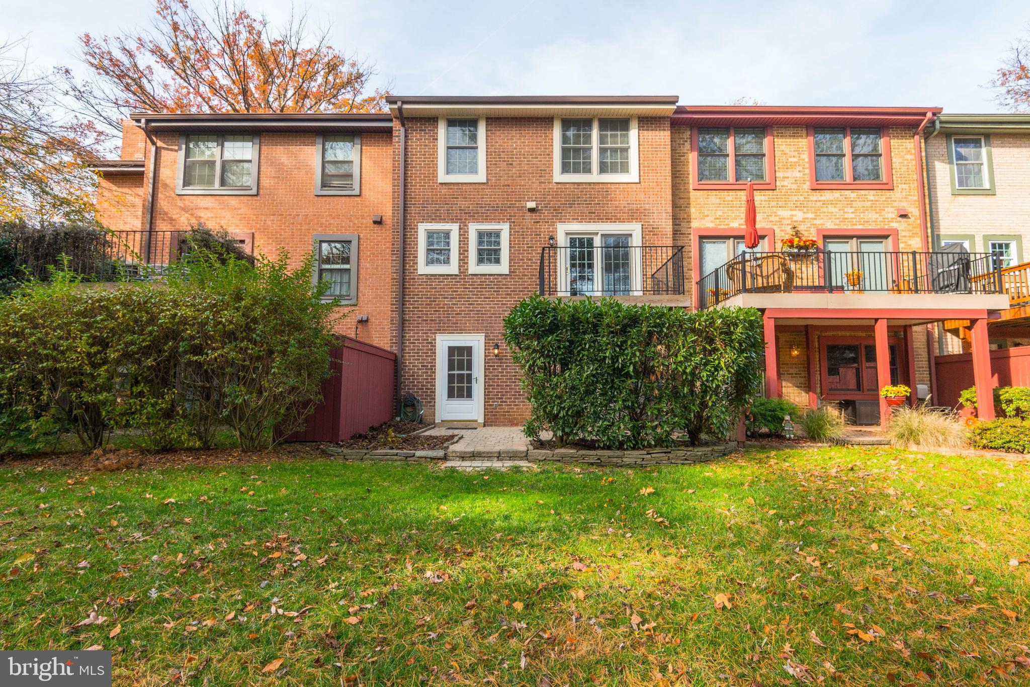 2103 Golf Course Drive Reston, VA 20191 - Photo 33 of 36