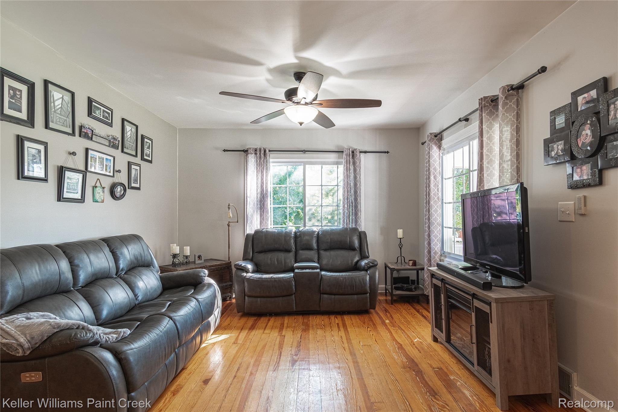 1598 West Auburn Road Rochester, MI 48309 - Photo 16 of 51 Interiors (3 of 44).jpg