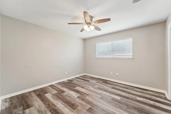 $1,800 | 9721 Debbie Lane, Houston, TX 77038