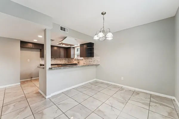 $1,800 | 9721 Debbie Lane, Houston, TX 77038