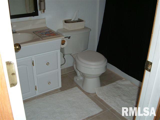 316 Valley Ridge Court Blue Grass, IA 52726 - Photo 9 of 12 Gallery Image 9