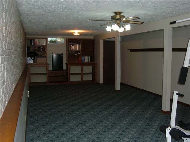 316 Valley Ridge Court Blue Grass, IA 52726 - Photo 10 of 12 Gallery Image 10