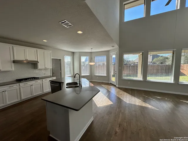 $3,195 | 102 Noble Woods, Boerne, TX 78006