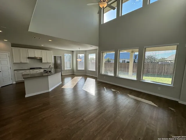 $3,195 | 102 Noble Woods, Boerne, TX 78006