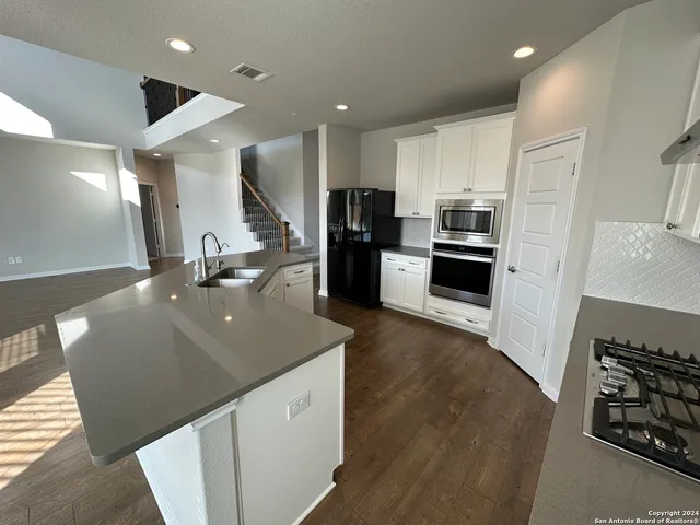 $3,195 | 102 Noble Woods, Boerne, TX 78006