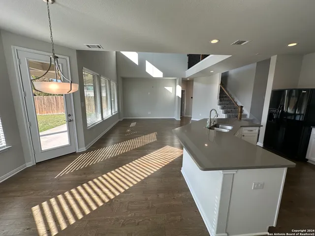 $3,195 | 102 Noble Woods, Boerne, TX 78006