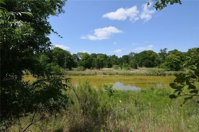 $1,275 | 8500 Lyndon Lane, Unit B, Austin, TX 78729