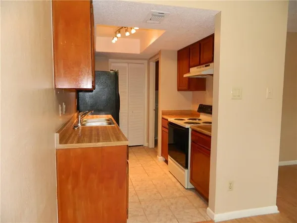 $1,175 | 8500 Lyndon Lane, Unit B, Austin, TX 78729