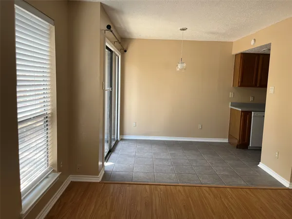 $1,175 | 8500 Lyndon Lane, Unit B, Austin, TX 78729