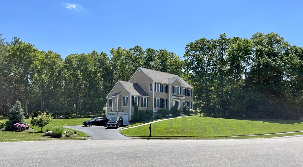 29 Clark Road Uxbridge, MA 01569 - Photo 2 of 22 Gallery Image 2