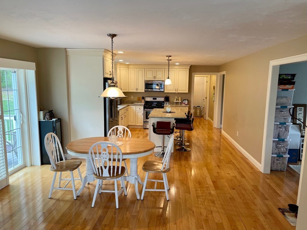29 Clark Road Uxbridge, MA 01569 - Photo 10 of 22 Gallery Image 10