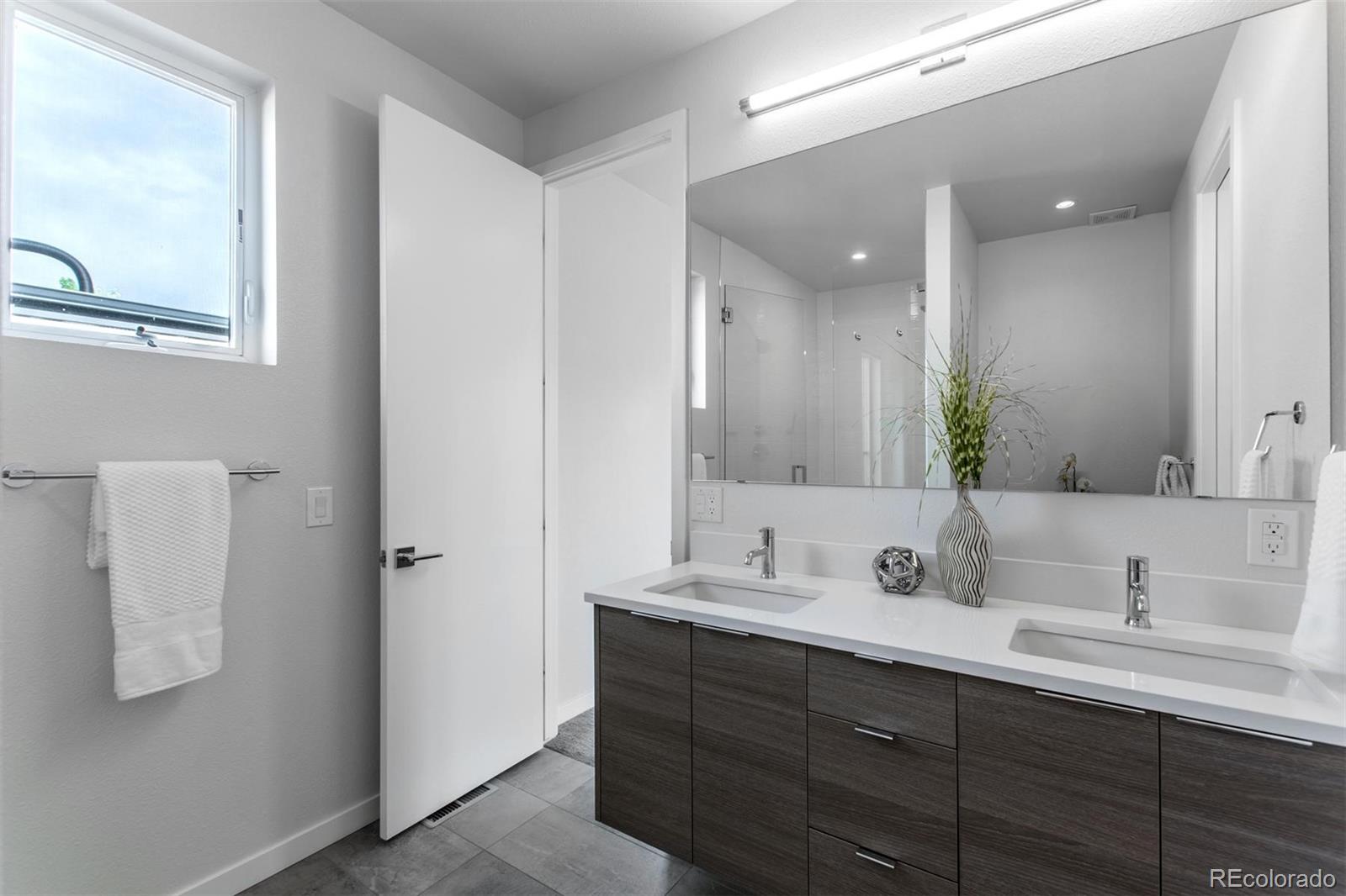 2435 West 36th Avenue Denver, CO 80211 - Photo 17 of 40