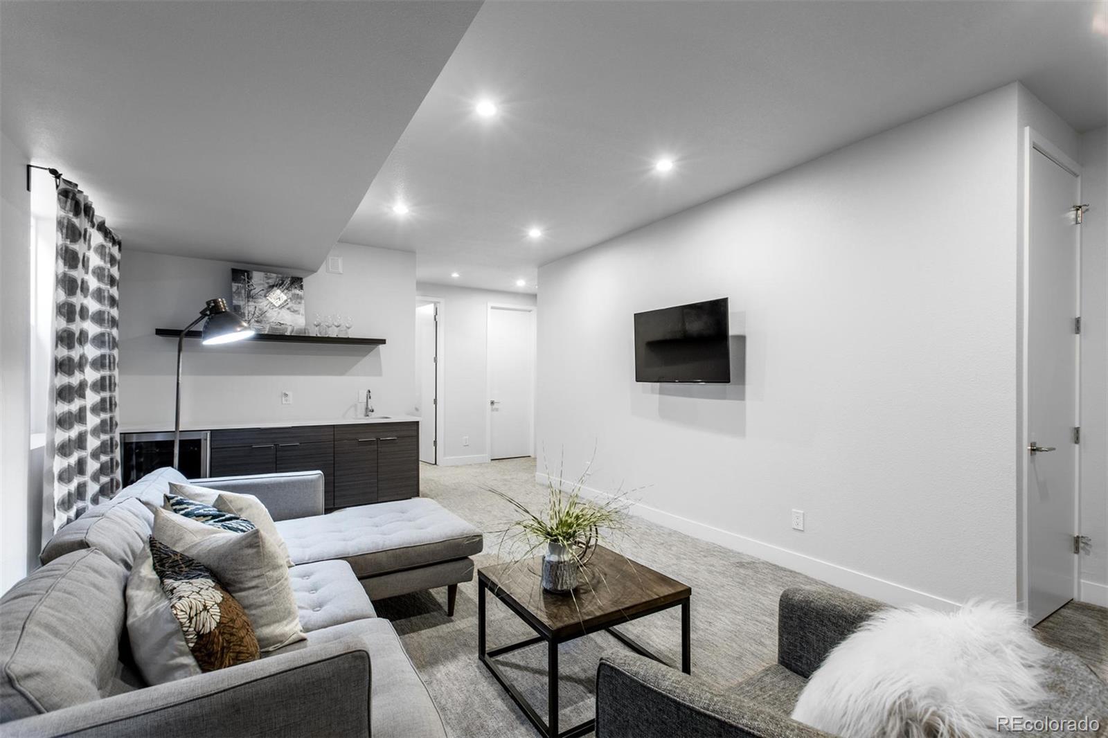 2435 West 36th Avenue Denver, CO 80211 - Photo 23 of 40