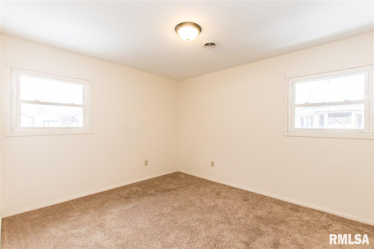 100 Algonquin Road Marquette Heights, IL 61554 - Photo 10 of 33 Gallery Image 10