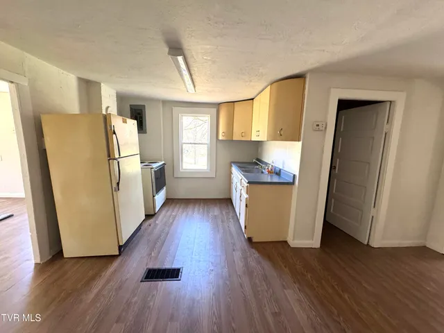 $179,000 | 1297 Dry Creek Road, Blackwater, VA 24221