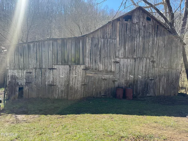 $179,000 | 1297 Dry Creek Road, Blackwater, VA 24221