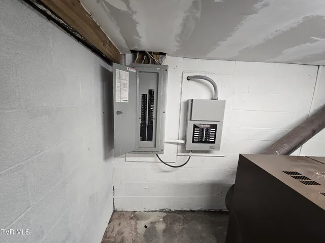 $179,000 | 1297 Dry Creek Road, Blackwater, VA 24221