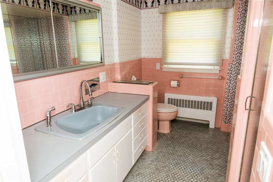 34 Hamden Road Cranston, RI 02920 - Photo 15 of 40 Gallery Image 15