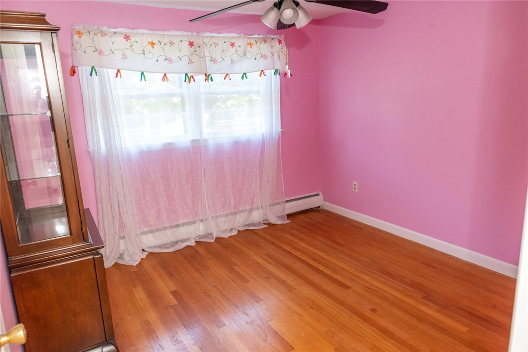 34 Hamden Road Cranston, RI 02920 - Photo 21 of 40 Gallery Image 21