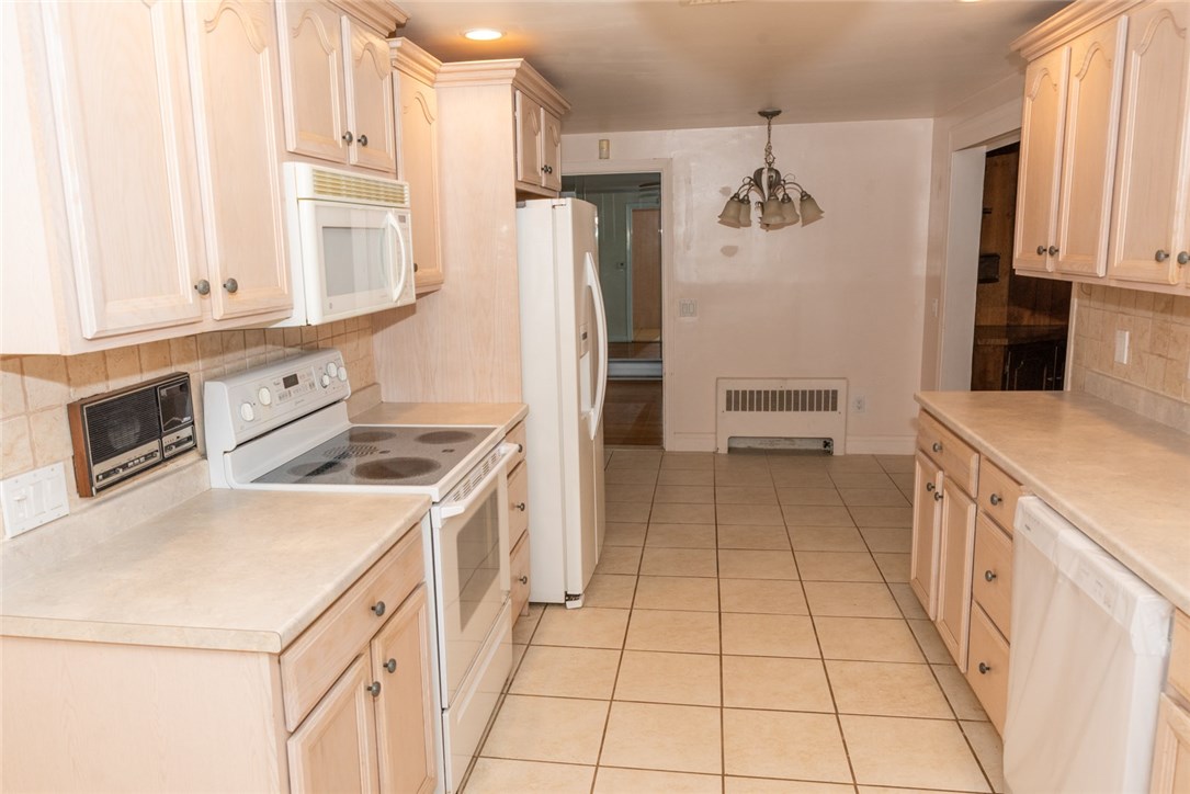 34 Hamden Road Cranston, RI 02920 - Photo 29 of 40 Gallery Image 29