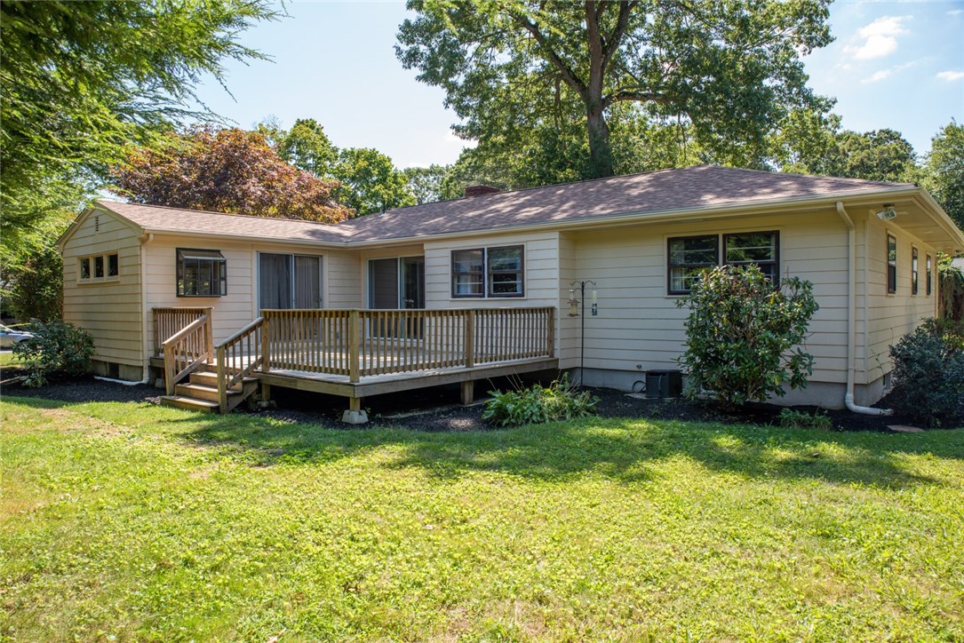 34 Hamden Road Cranston, RI 02920 - Photo 3 of 40 Gallery Image 3