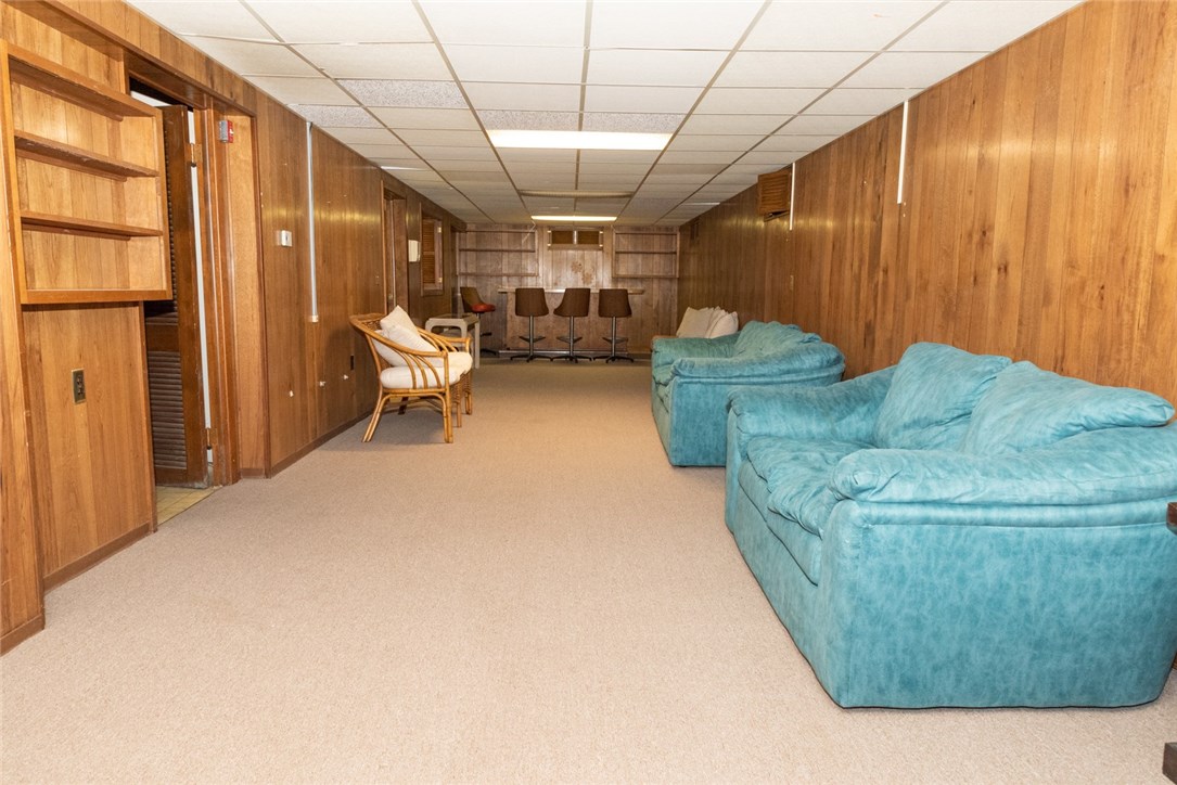 34 Hamden Road Cranston, RI 02920 - Photo 32 of 40 Gallery Image 32