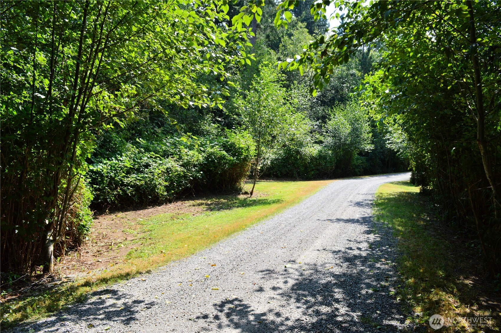 954 Kingsview Lane Sedro-Woolley, WA 98284 - Photo 2 of 40 a view of a swimming pool with an outdoor space