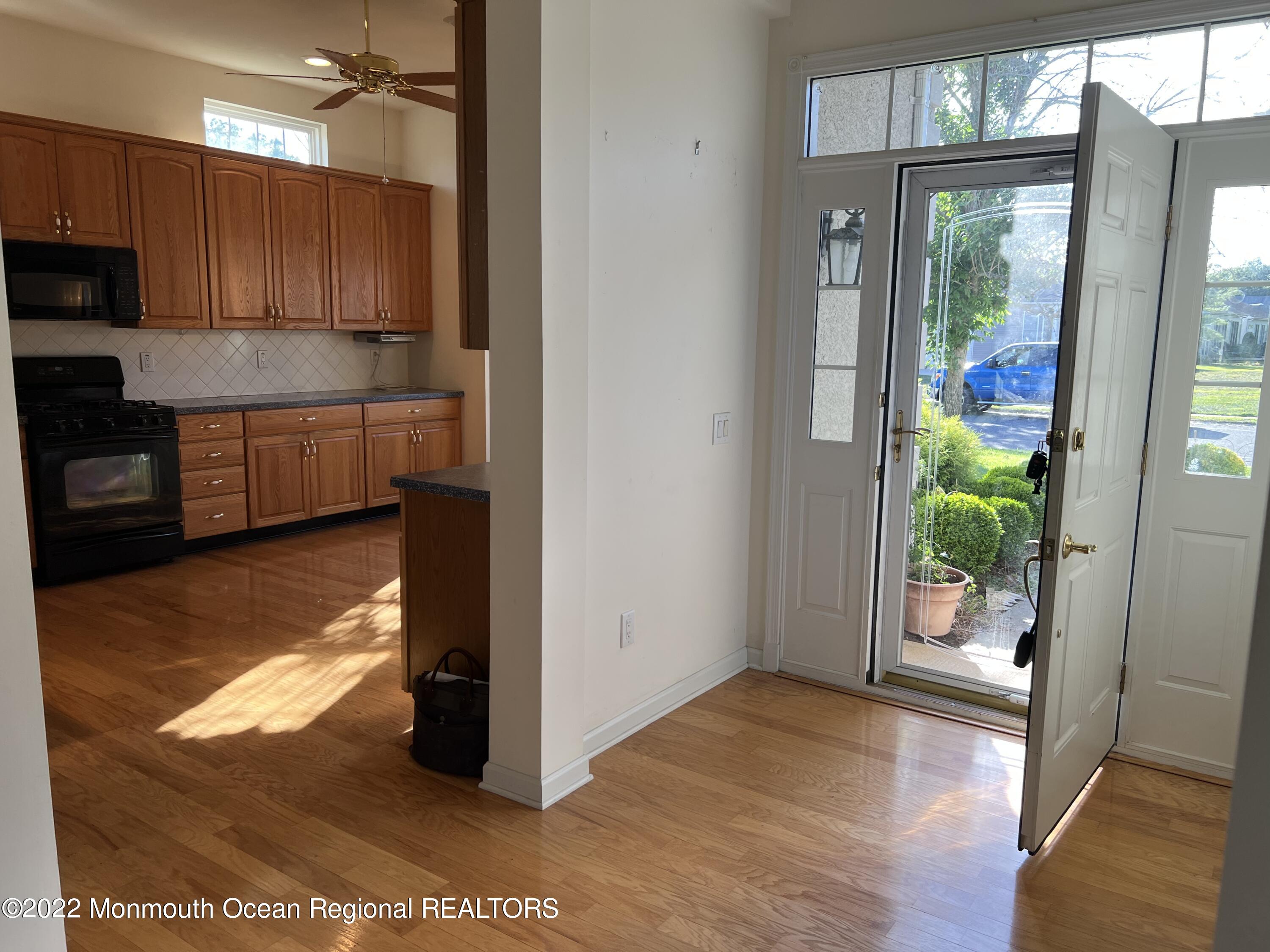 45 Bay Hill Road Jackson, NJ 08527 - Photo 3 of 44 9F87F323-CA92-4FDD-8C14-1748A1778863