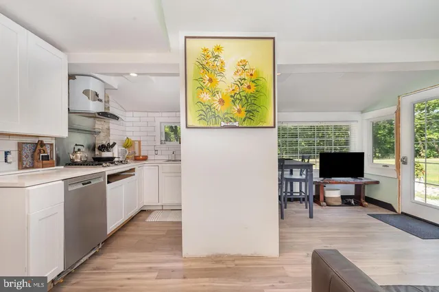 $170,000 | 28 West Willow Terrace Drive, Mechanicsburg, PA 17050