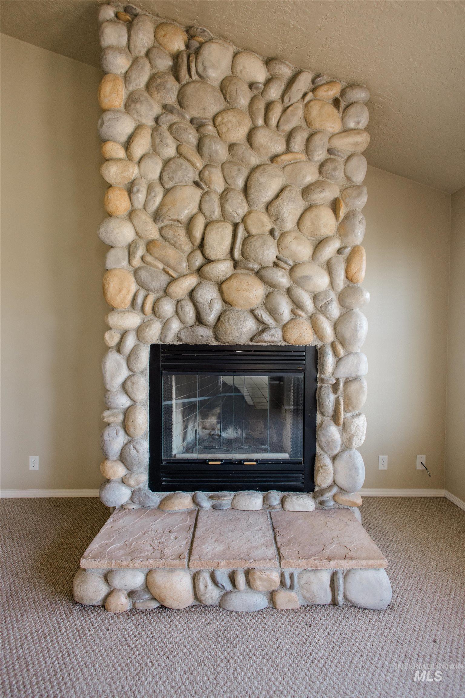 1571 Southeast Hamilton Road Mountain Home, ID 83647 - Photo 8 of 50