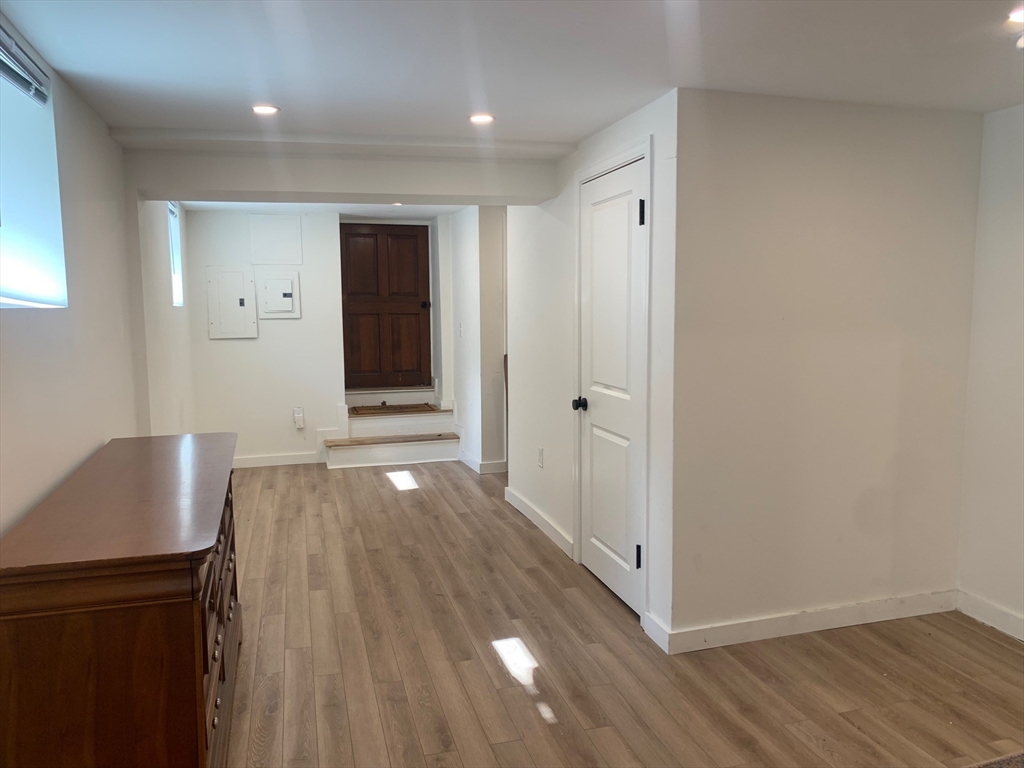 19 Bexley Road, Unit 1 Boston, MA 02131 - Photo 11 of 19