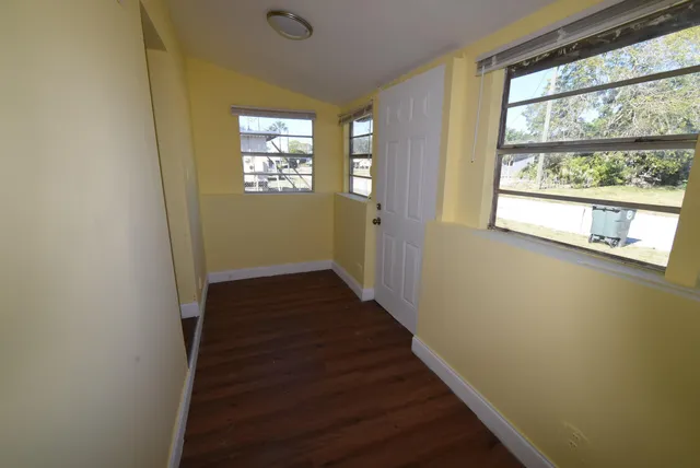 $1,400 | 2603 Booker Street, Fort Pierce, FL 34947