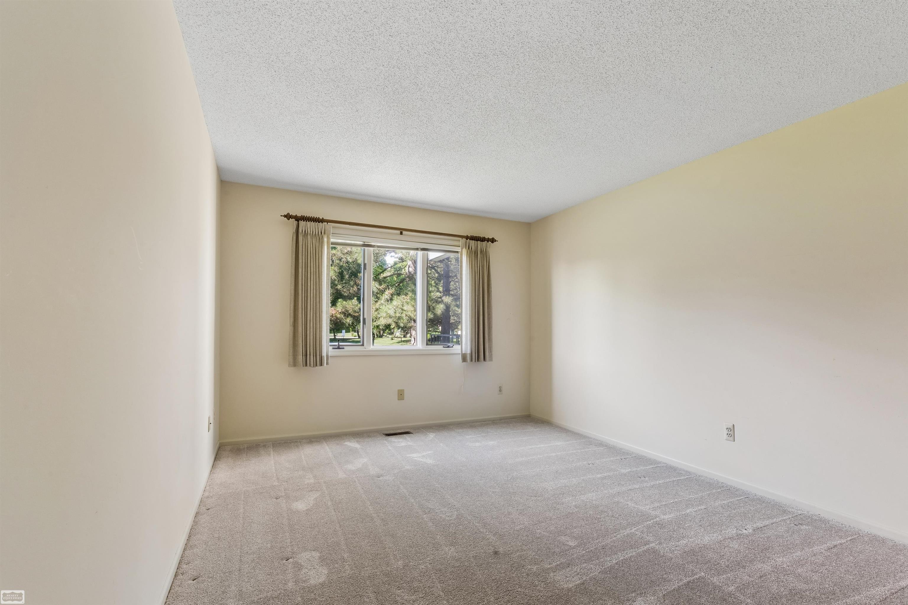 1715 River Road St. Clair, MI 48079 - Photo 24 of 34
