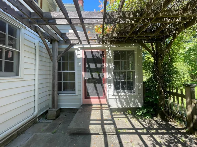 $4,600 | 5 Stone Mill Road, Claverack, NY 12534