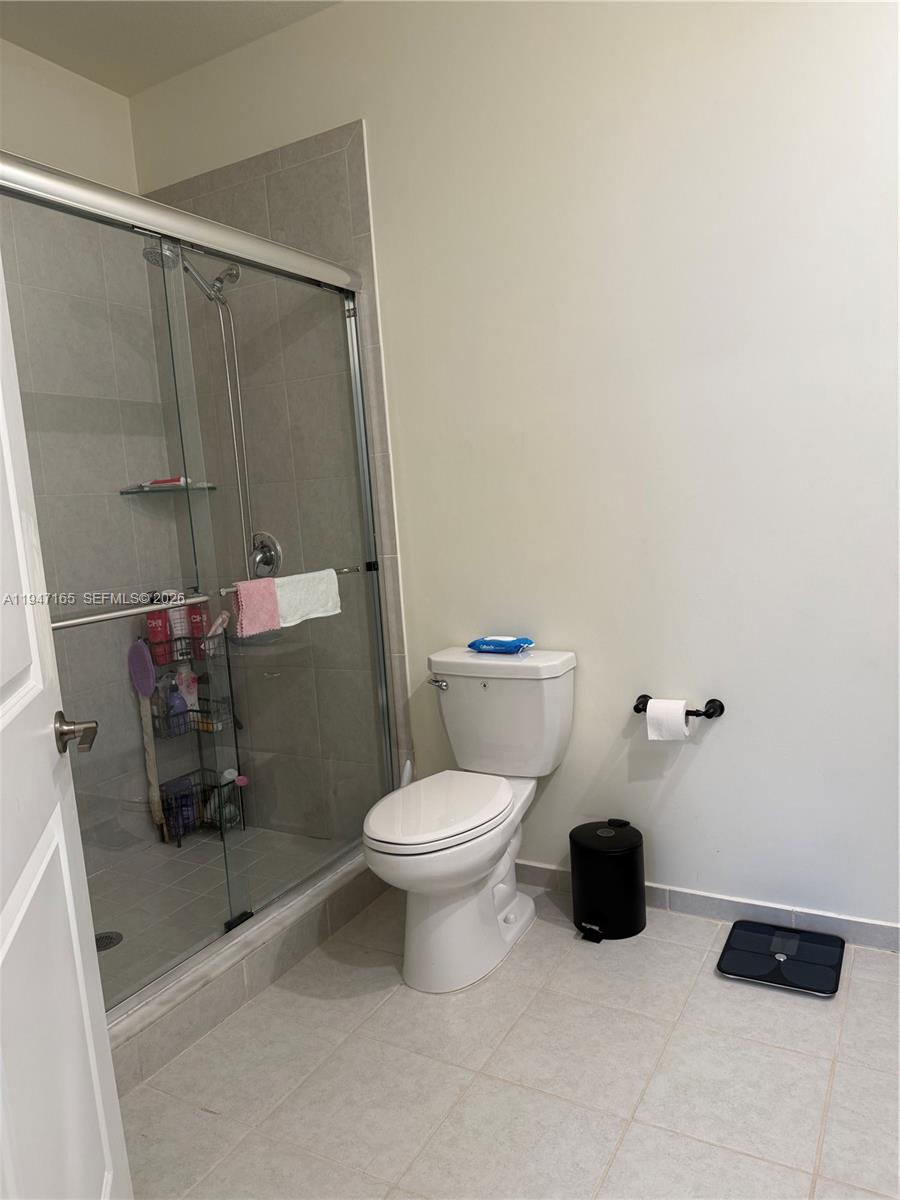 11094 West 33rd Way Hialeah, FL 33018 - Photo 11 of 15