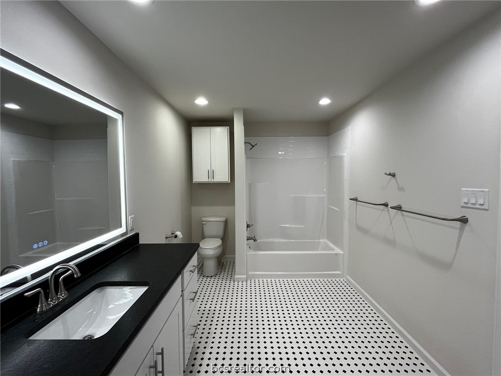10326 North Dowling Road College Station, TX 77845 - Photo 8 of 11