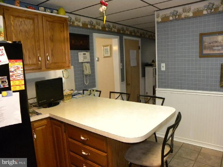 887 B Concord Road Aston, PA 19014 - Photo 12 of 25 Kitchen
