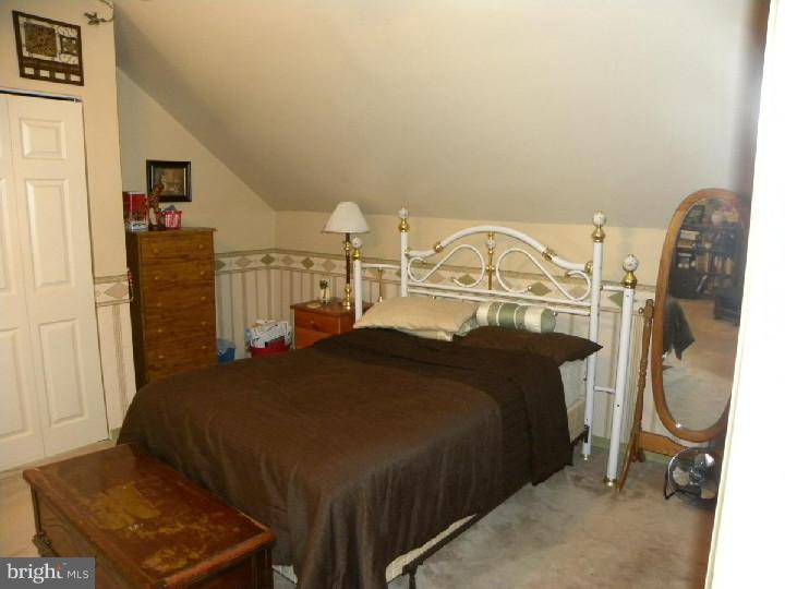 887 B Concord Road Aston, PA 19014 - Photo 20 of 25 Bedroom - Main
