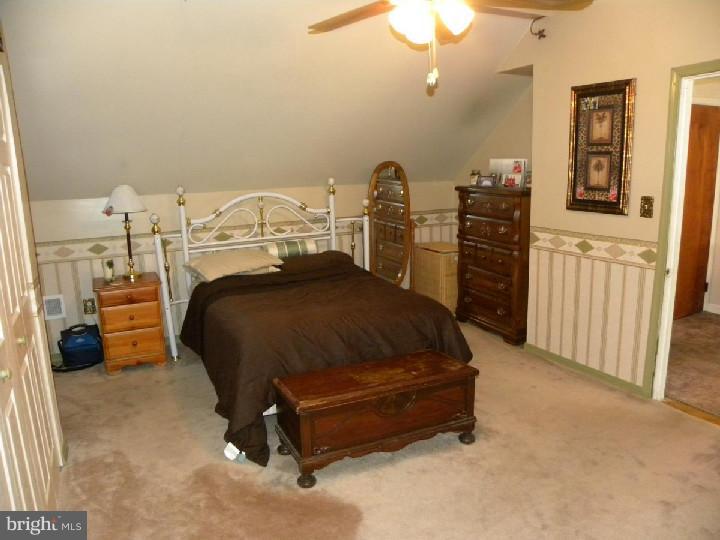 887 B Concord Road Aston, PA 19014 - Photo 21 of 25 Bedroom - Main