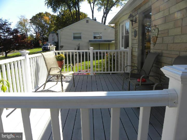 887 B Concord Road Aston, PA 19014 - Photo 25 of 25 Deck