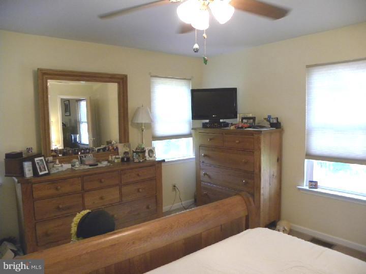 887 B Concord Road Aston, PA 19014 - Photo 6 of 25 Master Bedroom