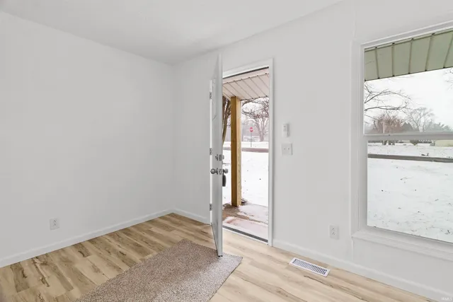 $199,900 | 202 West South I Street, Gas City, IN 46933