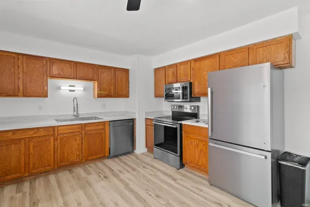 $199,900 | 202 West South I Street, Gas City, IN 46933