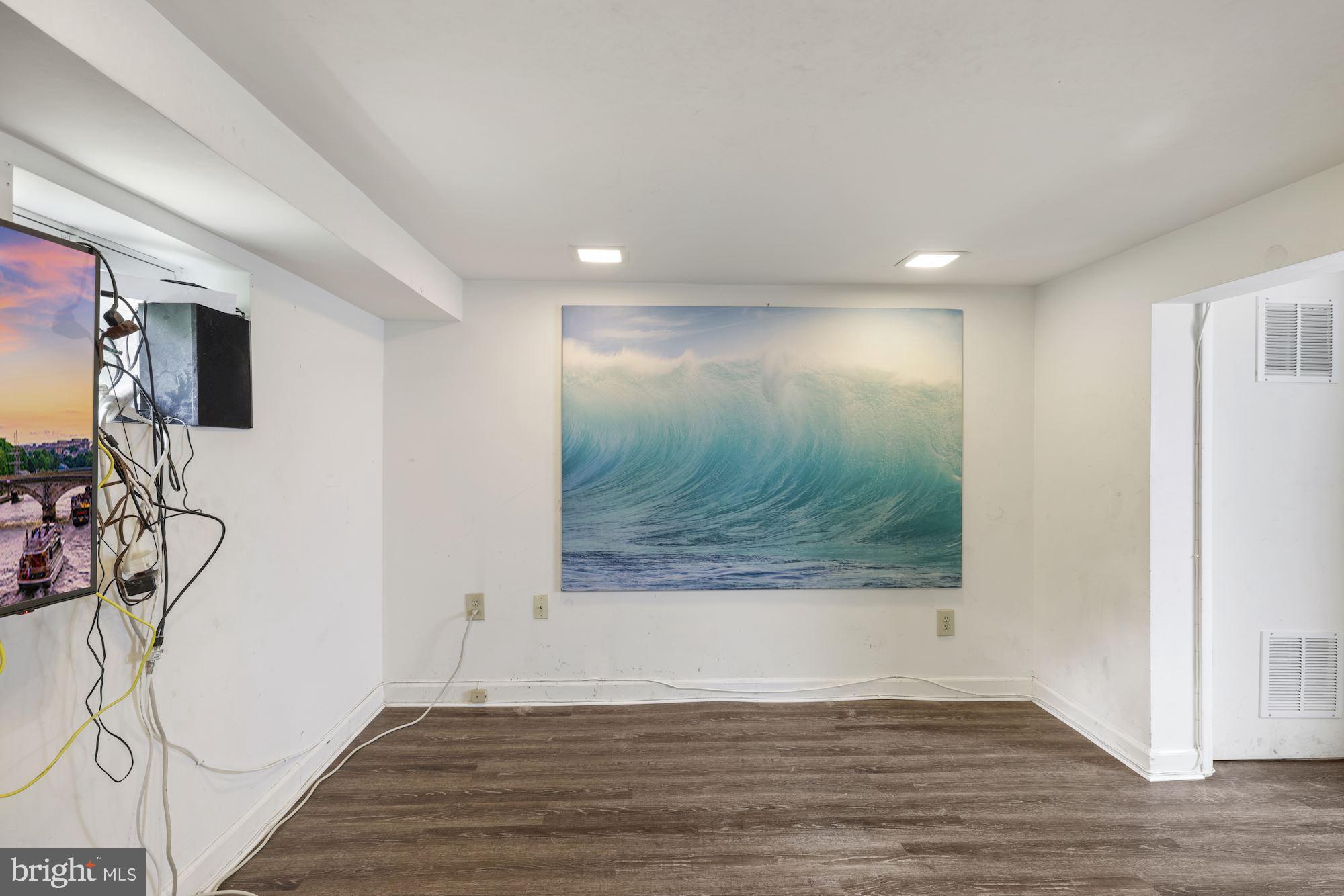 315 Marvin Road Silver Spring, MD 20901 - Photo 23 of 36