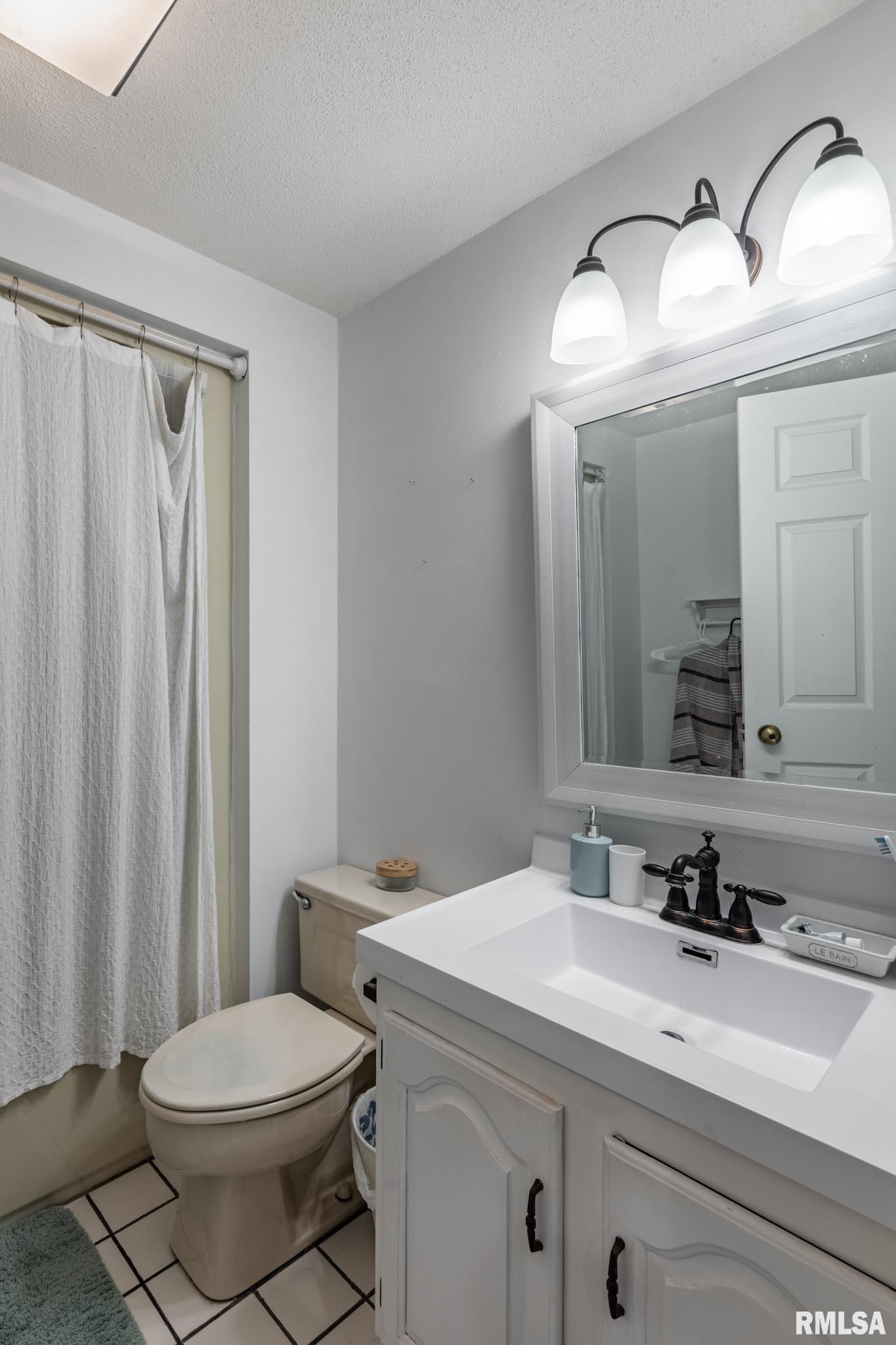 1808 Testa Drive Marion, IL 62959 - Photo 16 of 44