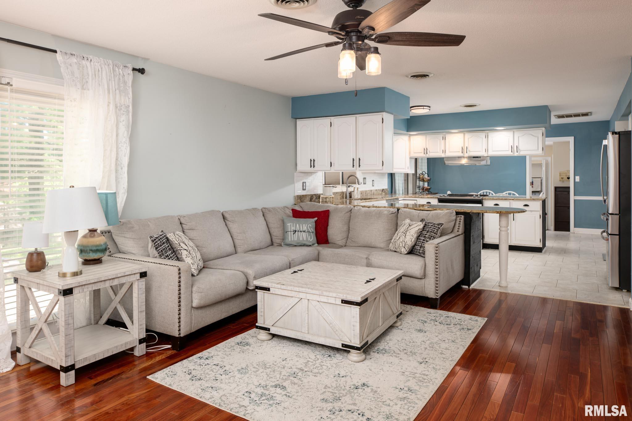 1808 Testa Drive Marion, IL 62959 - Photo 9 of 44