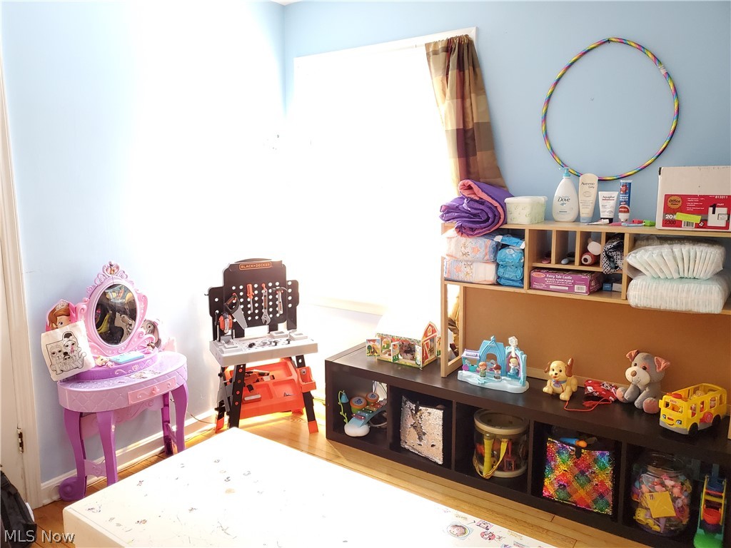 4198 Stilmore Road Cleveland, OH 44121 - Photo 29 of 35