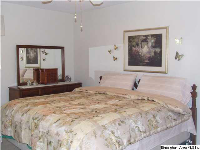 208 5th Way Pleasant Grove, AL 35127 - Photo 18 of 32